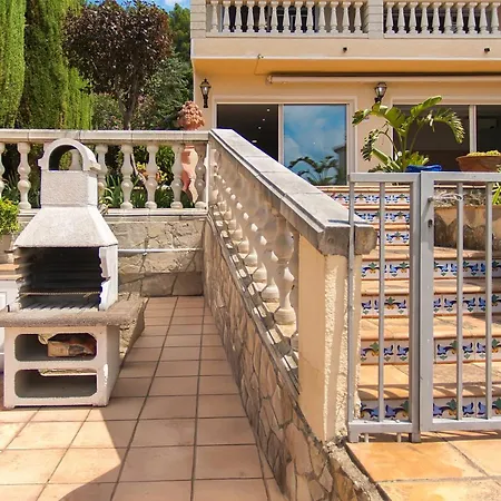 Welcs 281 Emp Con Piscina Compartida Roses